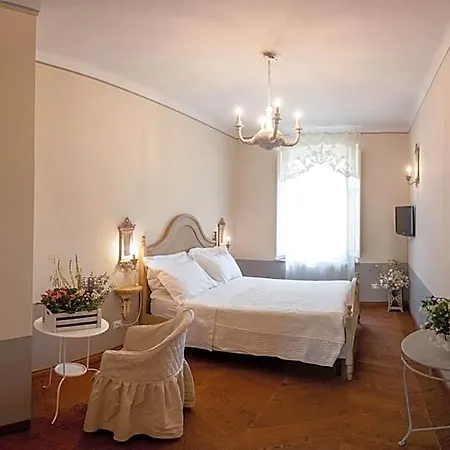 Ricardi Bed & Breakfast 4*